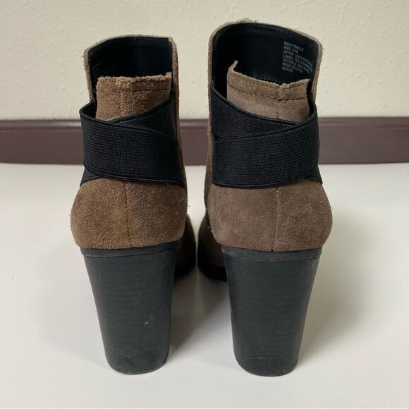 Kenneth Cole Reaction "Might Make It" Leather Ankle Booties Women's Size 8.5 - Picture 7 of 15